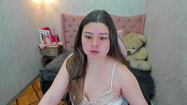 Snapshot of Lianngrace chatting on June 2, 2:19 pm Lianngrace online show from June 2, 2:19 pm