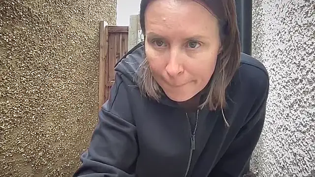 Snapshot of eatmypie69 chatting on October 8, 11:08 am eatmypie69 online show from October 8, 11:08 am