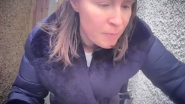 Snapshot of eatmypie69 chatting on February 10, 11:58 am eatmypie69 online show from February 10, 11:58 am