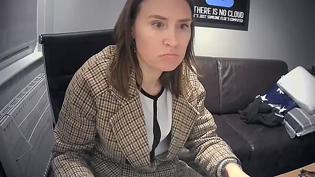 Snapshot of eatmypie69 chatting on February 26, 9:25 pm eatmypie69 online show from February 26, 9:25 pm