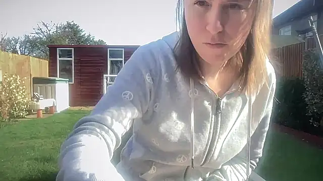 Snapshot of eatmypie69 chatting on March 2, 10:22 am eatmypie69 online show from March 2, 10:22 am