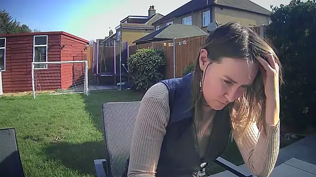 Snapshot of eatmypie69 chatting on March 3, 11:05 am eatmypie69 online show from March 3, 11:05 am