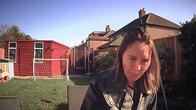 Snapshot of eatmypie69 chatting on March 5, 11:39 am eatmypie69 online show from March 5, 11:39 am