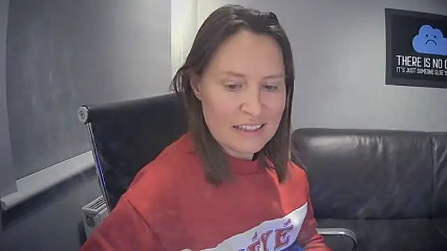 Snapshot of eatmypie69 chatting on March 6, 10:50 pm eatmypie69 online show from March 6, 10:50 pm