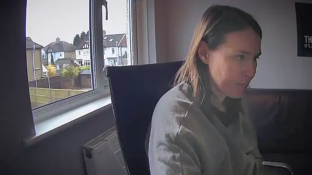 Snapshot of eatmypie69 chatting on March 10, 10:31 am eatmypie69 online show from March 10, 10:31 am