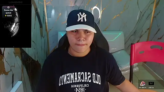 melany rouse18 online show from May 3, 1:00 am