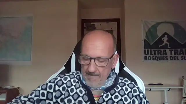 llopaco online show from December 16, 11:59 am