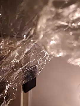 Snapshot of Loly2025 chatting on February 15, 9:04 pm Loly2025 online show from February 15, 9:04 pm