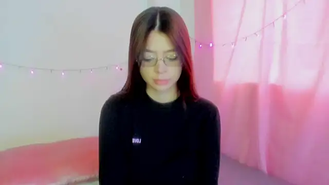 Snapshot of Danna_Myst chatting on November 27, 5:26 pm Danna Myst online show from November 27, 5:26 pm