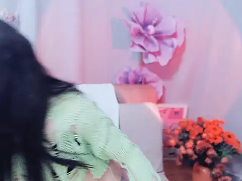 adelamiller online show from December 22, 1:13 am