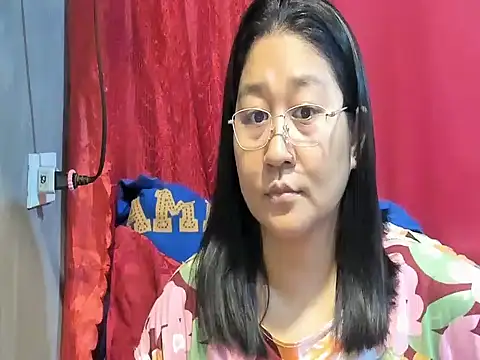 hotchubby88 online show from May 6, 3:13 am