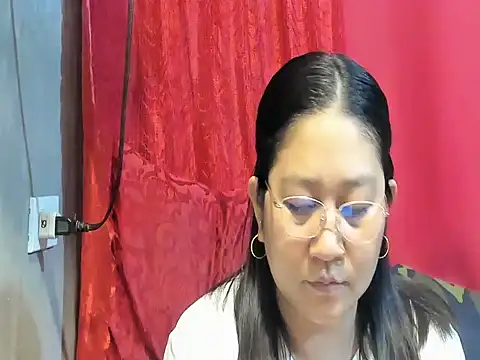 hotchubby88 online show from May 11, 6:30 am
