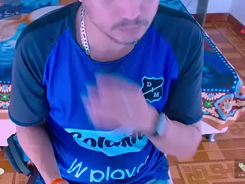 JhonTorres018 online show from February 20, 7:14 pm