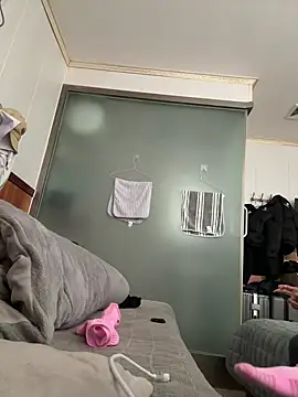 Snapshot of QR666dkk chatting on March 6, 8:19 am QR666dkk online show from March 6, 8:19 am