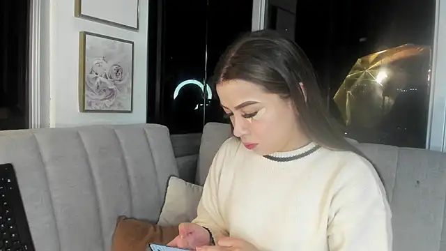 Snapshot of Ivanna_West chatting on June 17, 9:56 am Ivanna West online show from June 17, 9:56 am