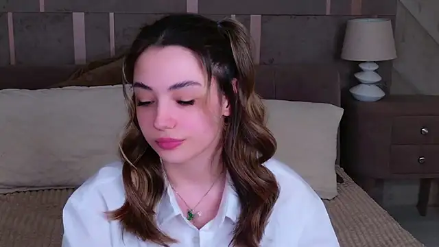 Alice Deleon online show from February 22, 3:56 am