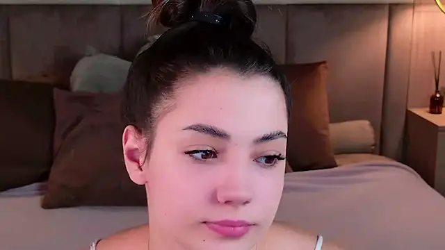 Alice Deleon online show from September 13, 9:36 pm