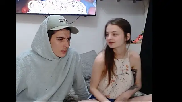 Snapshot of spicyandsweet3 chatting on November 2, 3:53 am spicyandsweet3 online show from November 2, 3:53 am