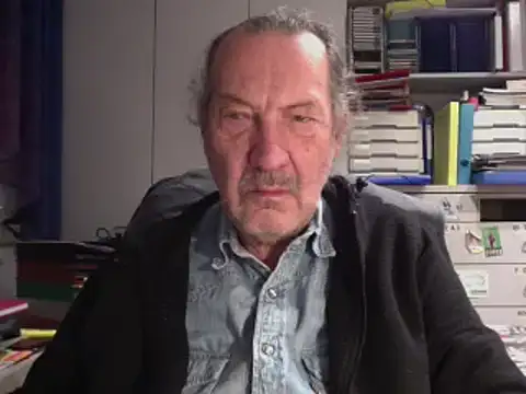 Snapshot of HMStraps01 chatting on December 1, 4:29 pm HMStraps01 online show from December 1, 4:29 pm