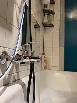 sexymelli18 online show from November 4, 6:51 pm