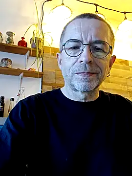 Xavspank2 online show from December 3, 10:24 am