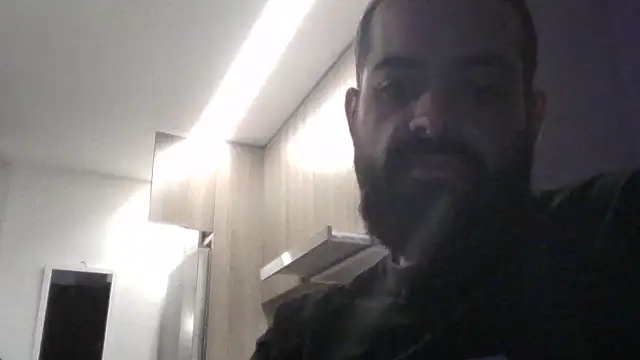 guccititi online show from November 10, 2:32 am