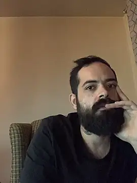 guccititi online show from December 1, 5:56 am