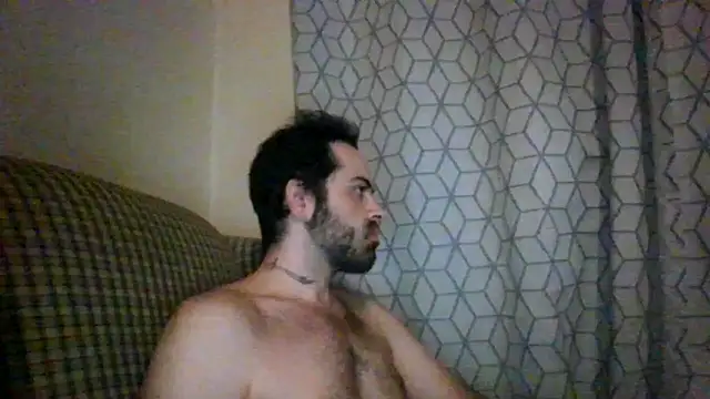 guccititi online show from January 13, 7:02 am