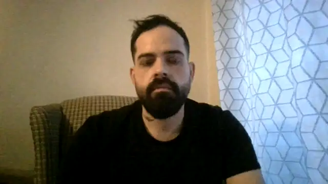 guccititi online show from March 8, 10:35 pm