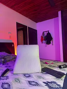 Ammymorgan online show from March 13, 2:16 am