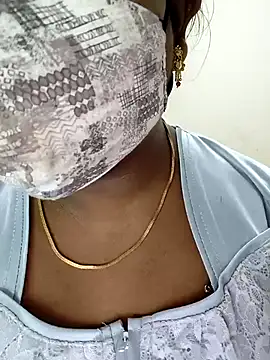 Snapshot of deepikasree chatting on February 16, 2:10 pm deepikasree online show from February 16, 2:10 pm