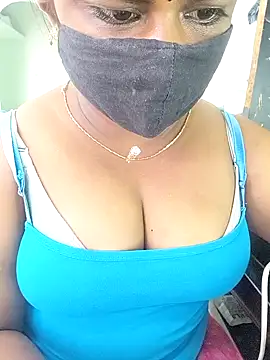 Snapshot of deepikasree chatting on September 18, 4:47 am deepikasree online show from September 18, 4:47 am