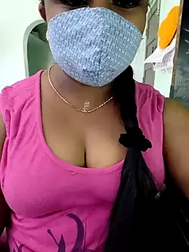 Snapshot of deepikasree chatting on September 29, 5:45 am deepikasree online show from September 29, 5:45 am