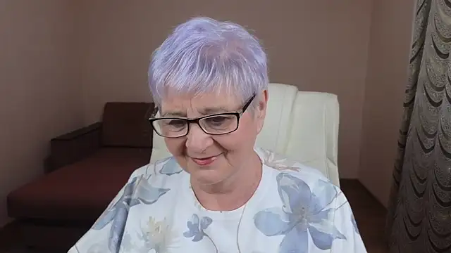 Sandra Snowflake online show from March 11, 4:32 am