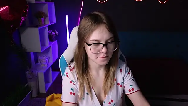 Dyna bae online show from March 2, 1:26 am