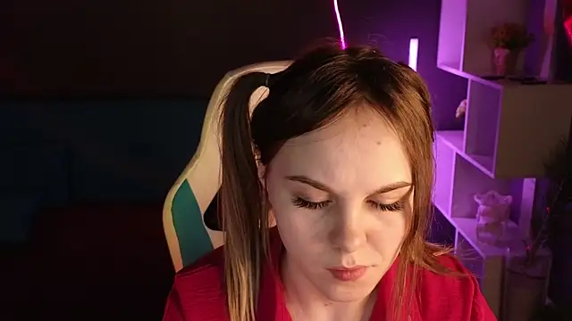 Dyna bae online show from March 9, 11:03 am