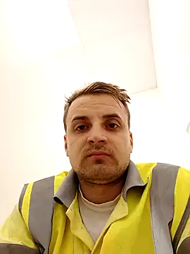 Eusuntnoulgigolo online show from September 25, 6:28 am