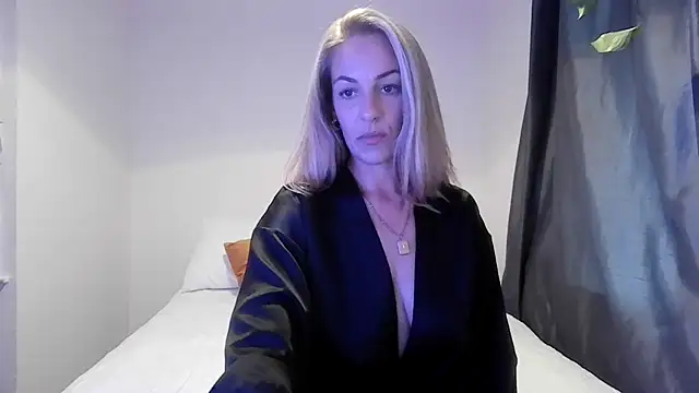 Edenfox- online show from September 28, 5:07 pm