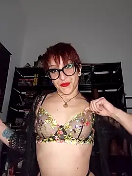 Snapshot of MirianaB chatting on November 14, 3:11 pm MirianaB online show from November 14, 3:11 pm