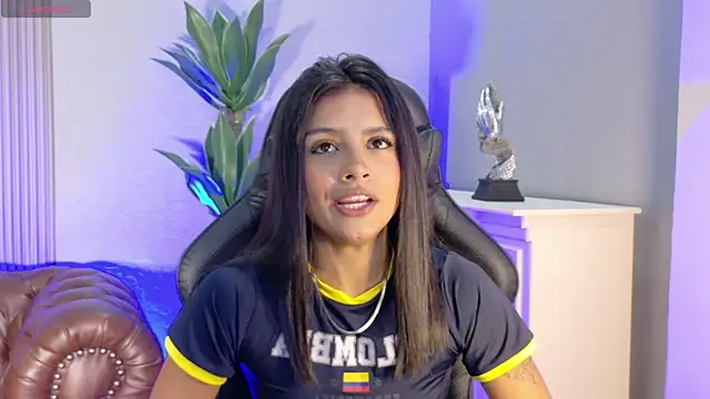 katia foxxx  online show from July 7, 5:39 pm