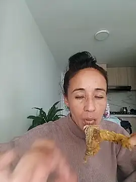 Coeur de luxure online show from November 4, 6:18 pm