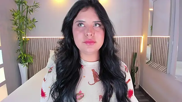 GeorginaReyes online show from December 19, 10:39 pm