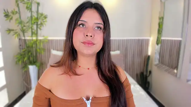 Snapshot of GeorginaReyes chatting on June 22, 10:40 pm GeorginaReyes online show from June 22, 10:40 pm