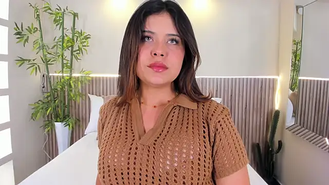 Snapshot of GeorginaReyes chatting on June 25, 11:53 pm GeorginaReyes online show from June 25, 11:53 pm
