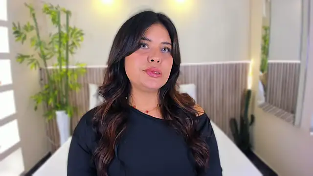 Snapshot of GeorginaReyes chatting on July 4, 10:38 pm GeorginaReyes online show from July 4, 10:38 pm