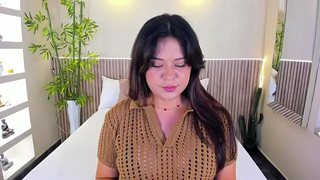 Snapshot of GeorginaReyes chatting on July 15, 8:36 pm GeorginaReyes online show from July 15, 8:36 pm