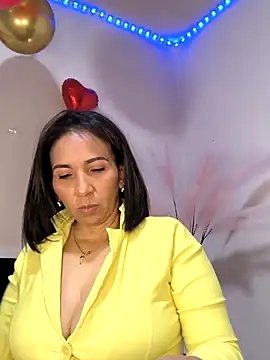 Mrsvictoriaaa online show from February 21, 2:38 pm
