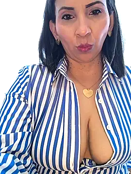 Mrsvictoriaaa online show from October 11, 7:12 pm