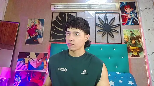 LiamAndrewzz online show from December 3, 6:17 pm