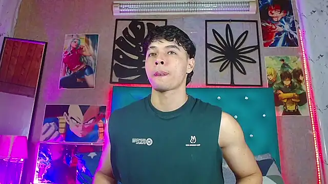 LiamAndrewzz online show from February 5, 2:05 am